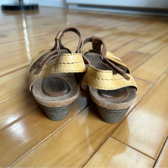 Rockport leather low wedge sandals two toned tan size 8 - Picture 8 of 9